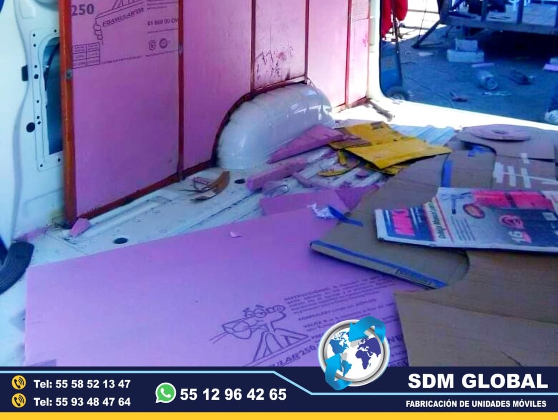 Venta de Unidad Movil de Policia de Genero rosa atencion mujer violeta   